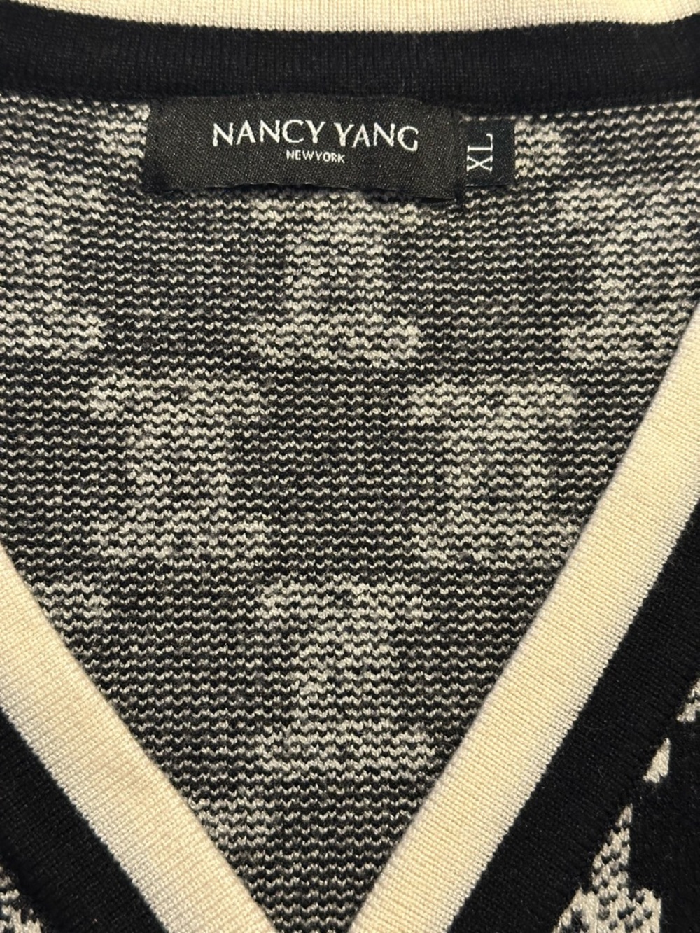 Black and White Patterned V-Neck Cardigan with Green Trim - Picture 3 of 8